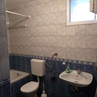 Апартаменты Apartment Sara Херцег-Нови Апартаменты-8